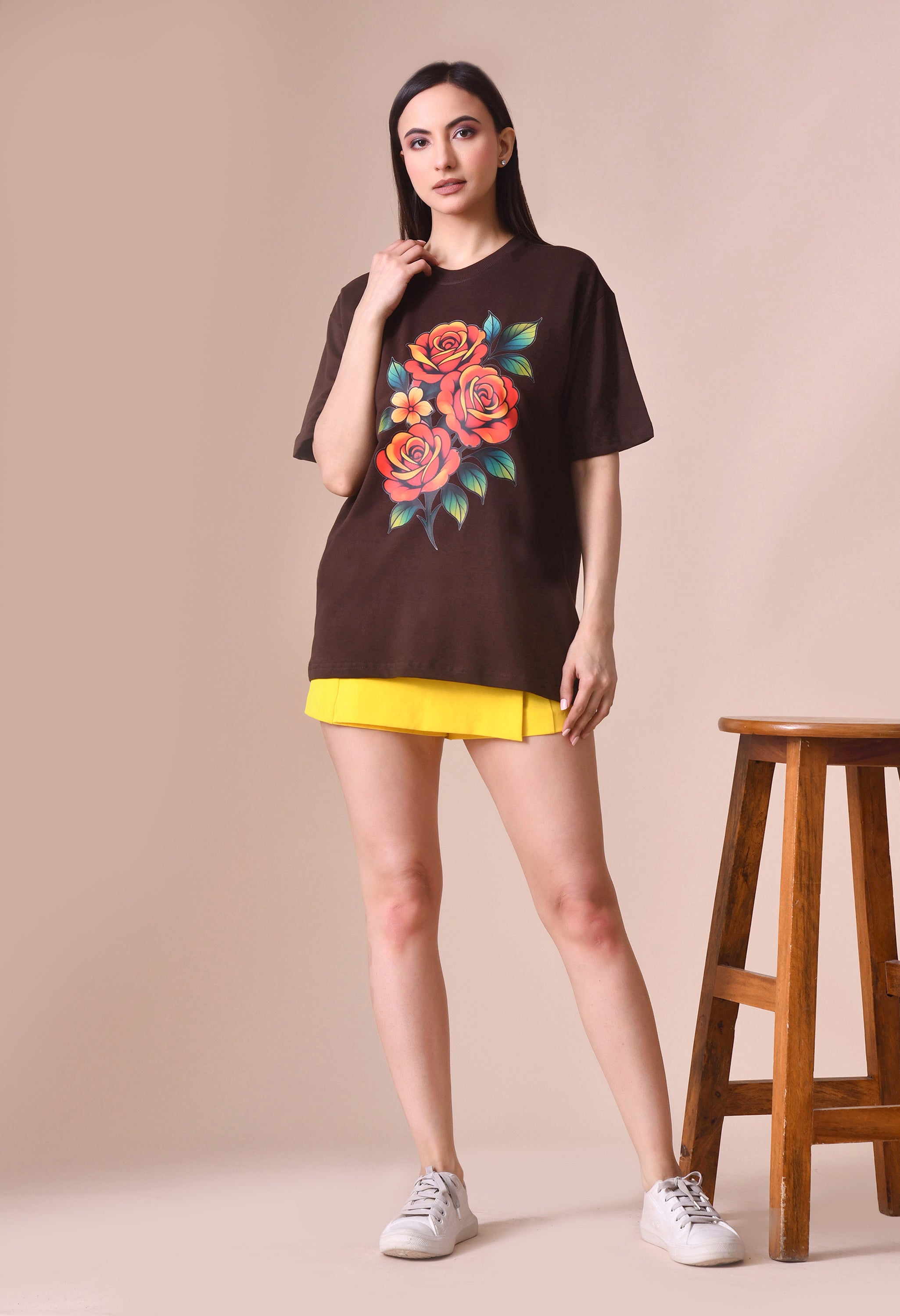 Bunch of Flower Premium Oversized T-Shirt – Women’s Relaxed Fit Everyday Top