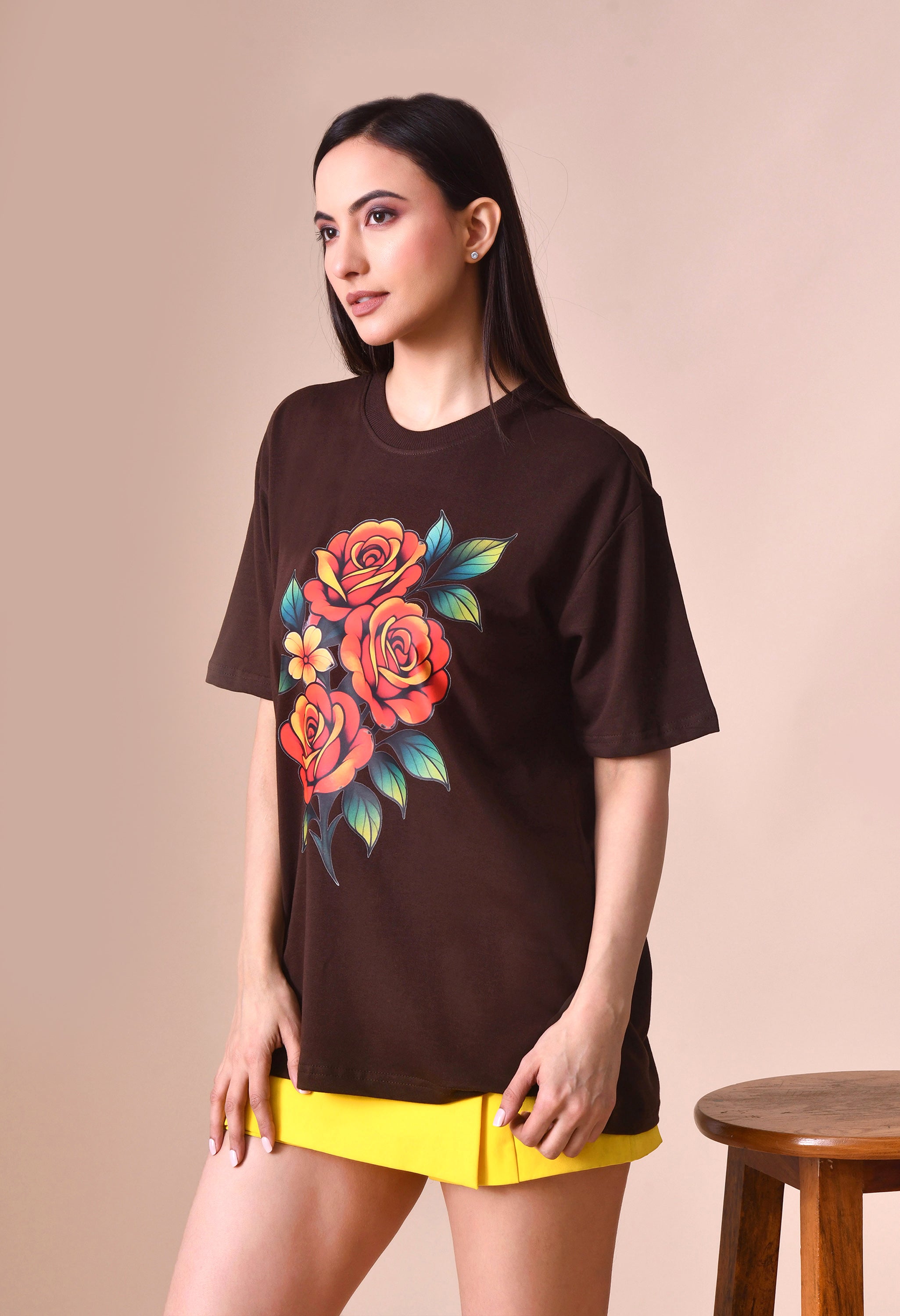 Bunch of Flower Premium Oversized T-Shirt – Women’s Relaxed Fit Everyday Top